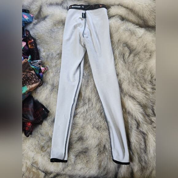 Blackmilk Solomon seal toasties - Picture 2 of 6